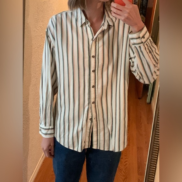 Various Button Tops - Picture 5 of 16